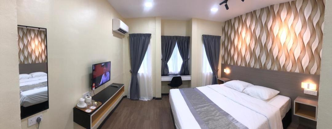 Standard Queen Room,943008154:JPEG